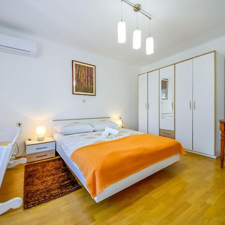 בריביר Holiday Home Dedina Srica By Interhome מראה חיצוני תמונה